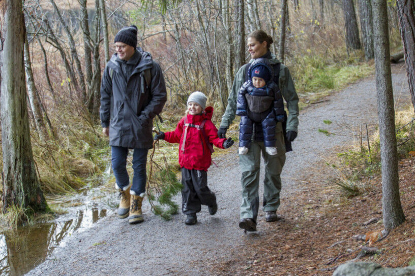Kronprinsessfamiljen i Tyresta Nationalpark 2016.