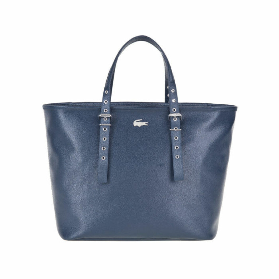 Skinnväska, ca 900 kr, <a href="http://www.lacoste.com/" target="_blank">Lacoste</a>. Skinnväska, ca 900 kr, Lacoste.