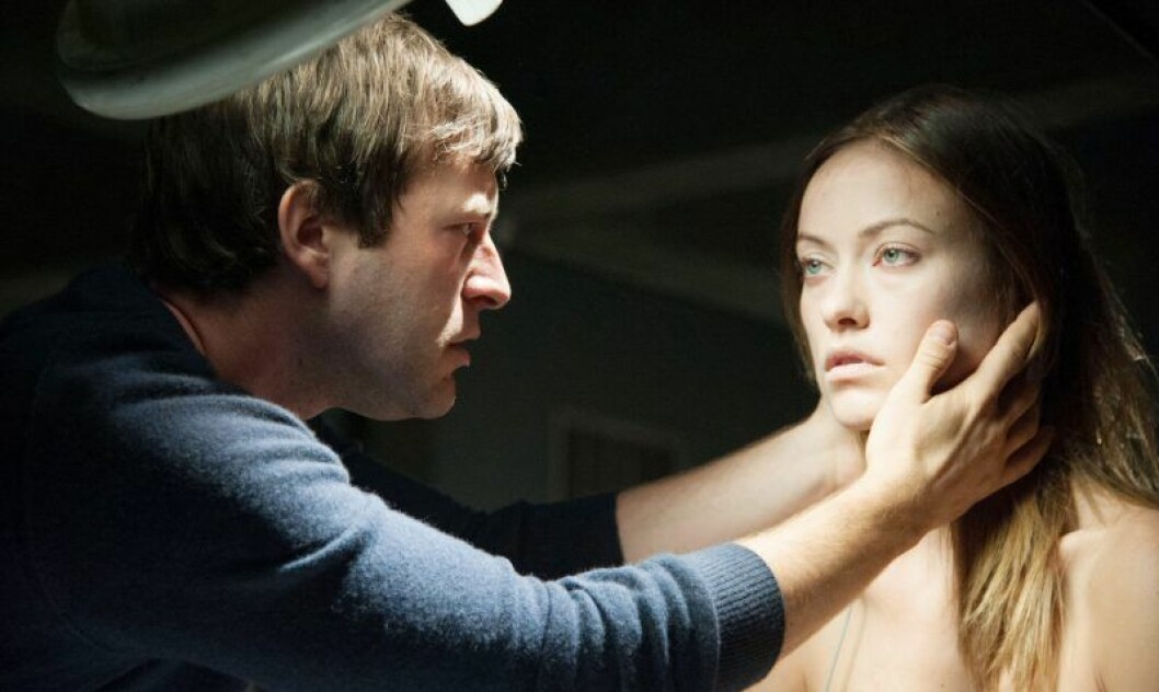 I <em>The Lazarus Effect</em> kommer de döda tillbaka från den andra sidan. En bild från skräckfilmen The Lazarus Effect med Olivia Wilde som finns på HBO.