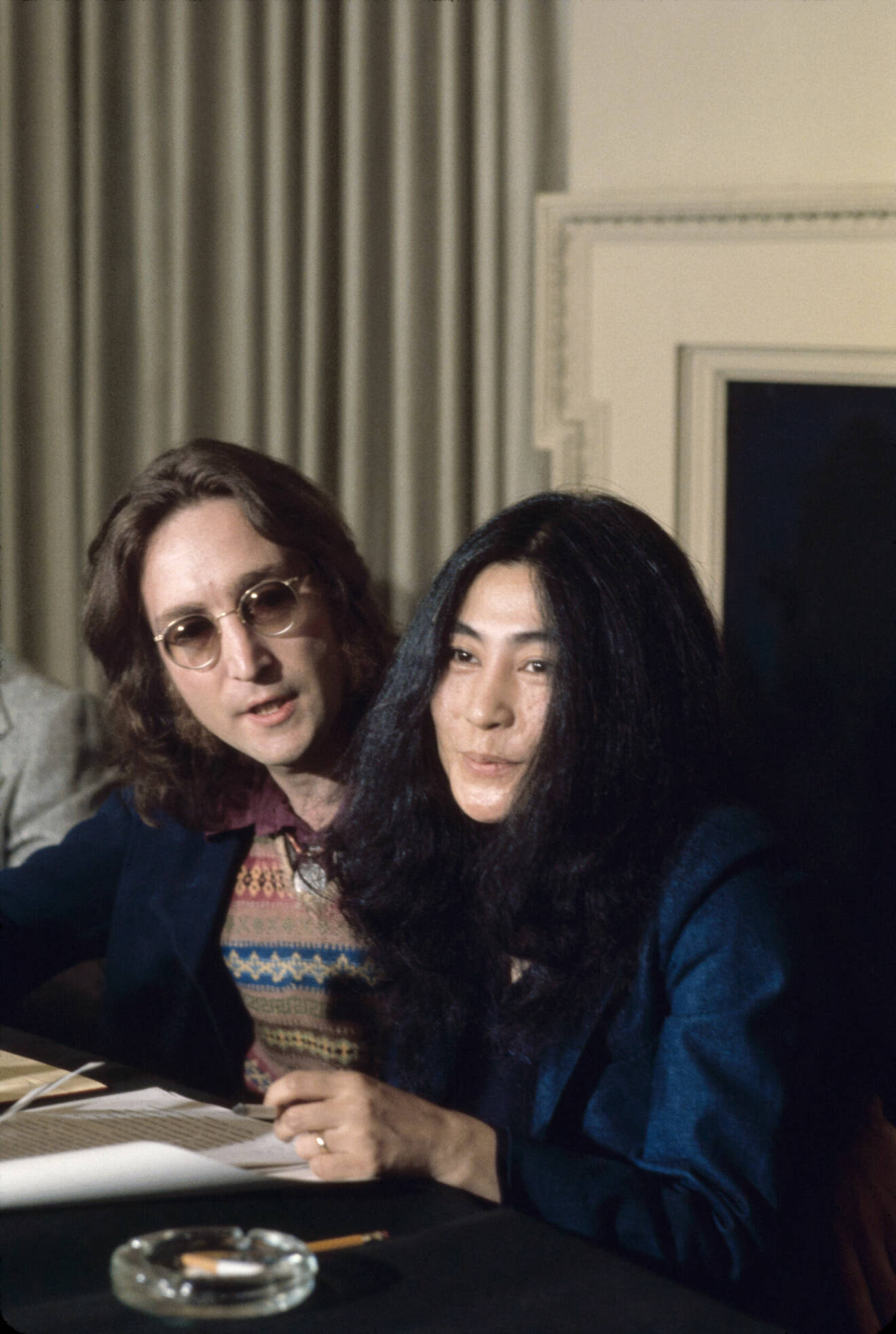 Yoko Ono och John Lennon.