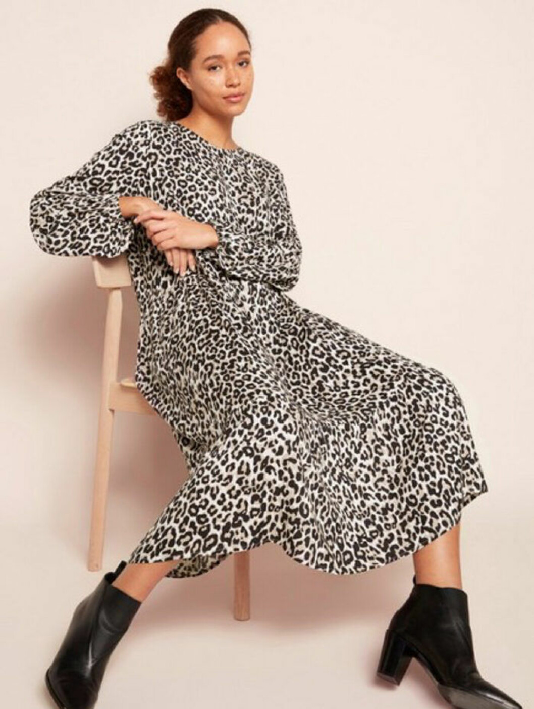 Leopardklänning från Lindex