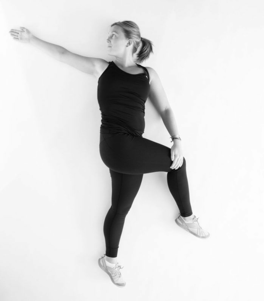 LIGGANDE-RYGGROTATION STRETCH