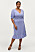 lila omlottklänning i större storlekar och plus size från Ellos Plus Collection sommaren 2022