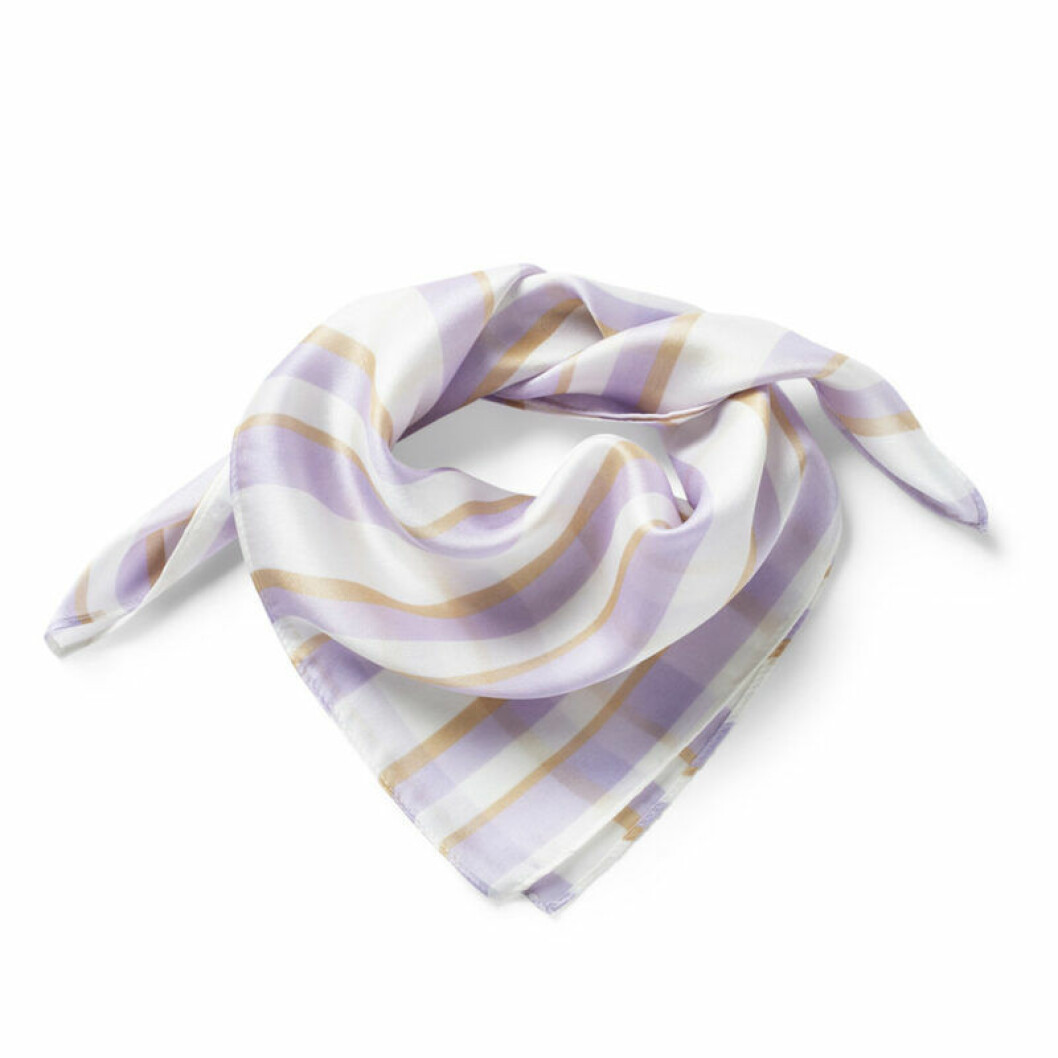 Ljuslila scarf