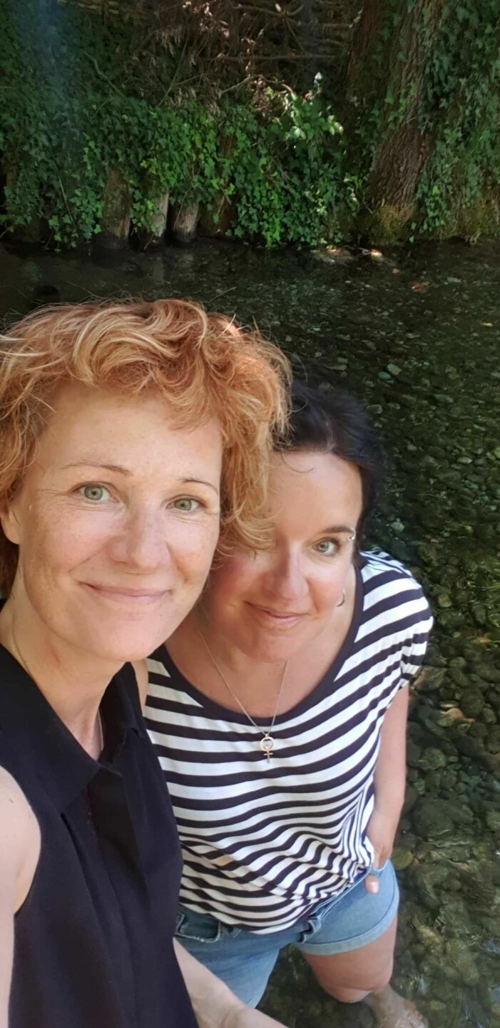 Linda Berg och hennes Lisa. Linda Berg i Nora med kärleken Lisa.