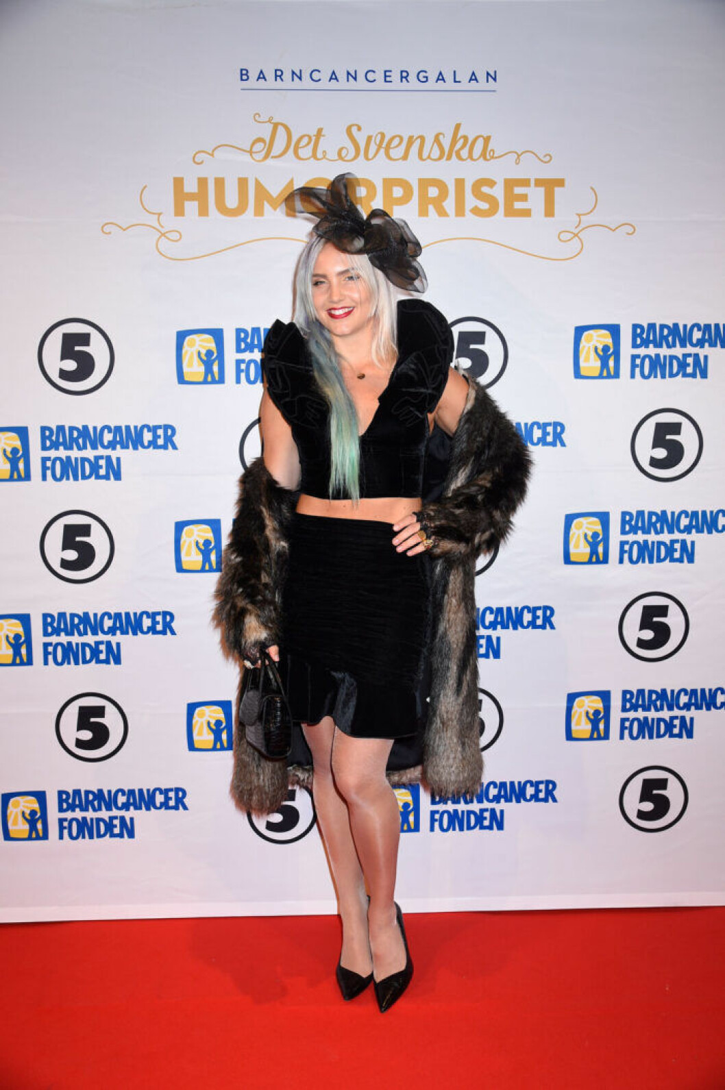 Linnéa Claeson. Linnéa Claeson på röda mattan på Barncancergalan 2019