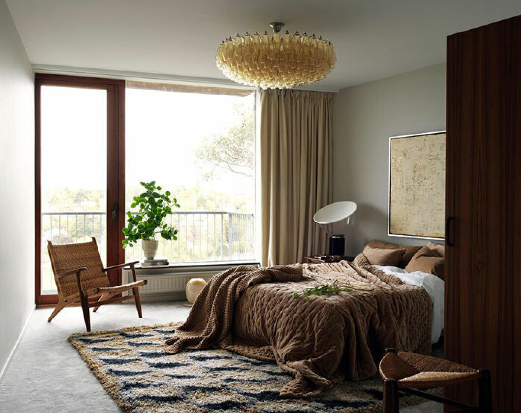 Designklassiker, hållbara material och en tidlös palett är både miljövänligt och stilsäkert. Foto: Jonas Ingerstedt Styling: Joanna Lavén för Linum