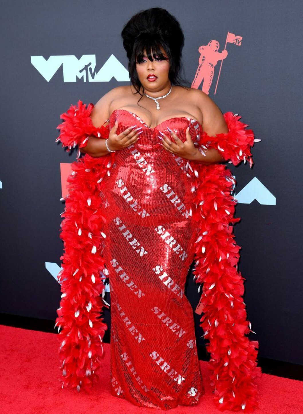 Lizzo. Lizzo på röda mattan på VMA 2019