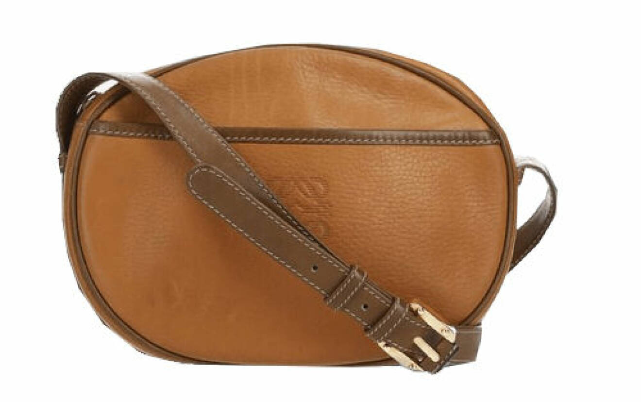 Brun liten vintage skinnväska med logga från Loewe