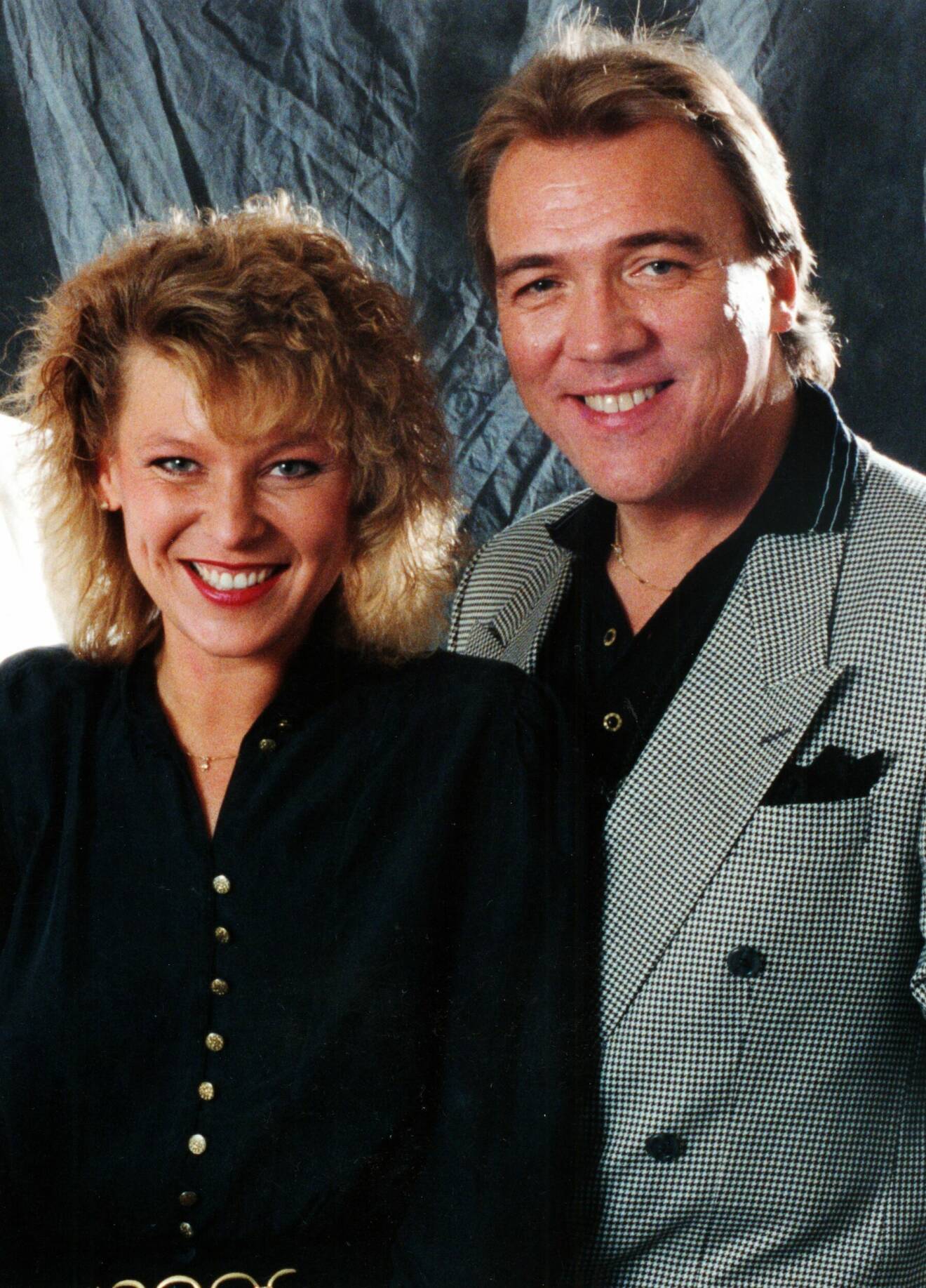 Lotta Engberg och Christer Sjögren fotade ihop år 1992.