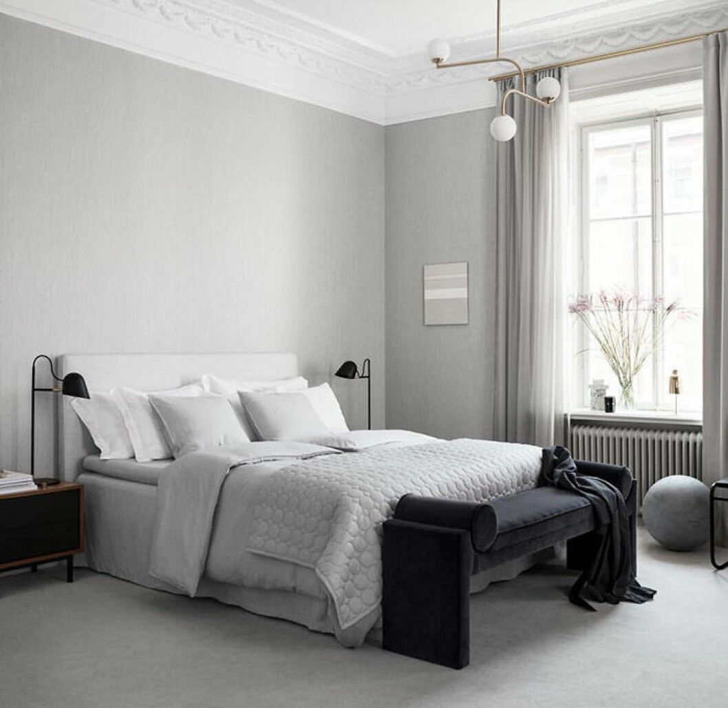 Foto: H&M Home Symmetriskt sovrum i hotellstil