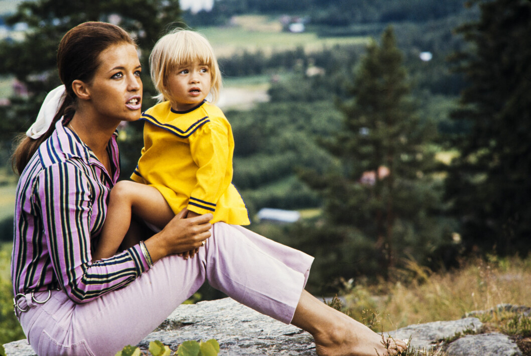 Mamma Lill-Babs med lilla Malin. lill-babs och malin berghagen