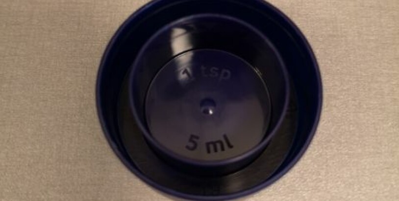 Måttet är utmärkt på insidan av kryddlocket.