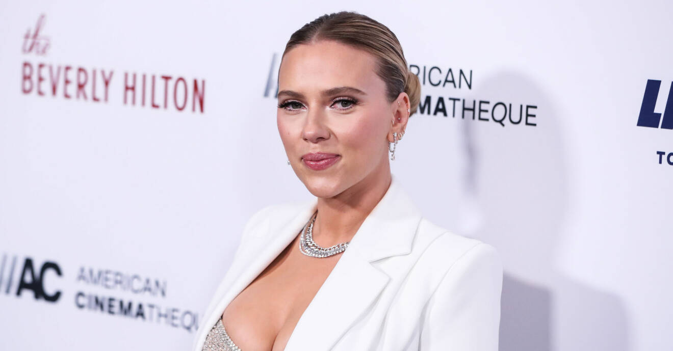 Scarlett Johansson väljer Max Factors mascara