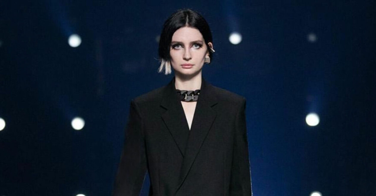 Paul Walkers dotter Meadow gör årets catwalk-debut på Givenchys runwayS