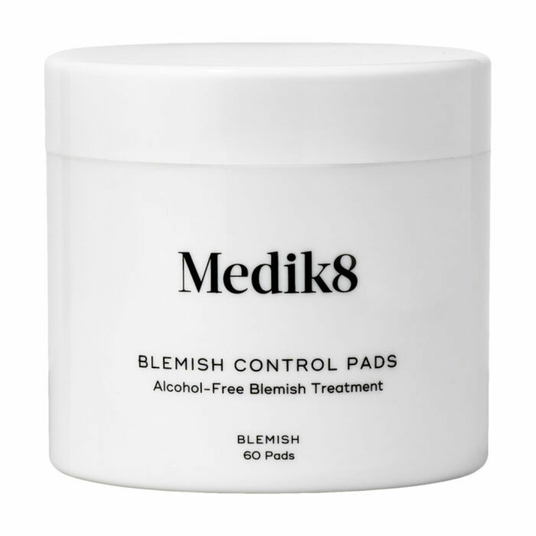 Medik8 pads anit acne