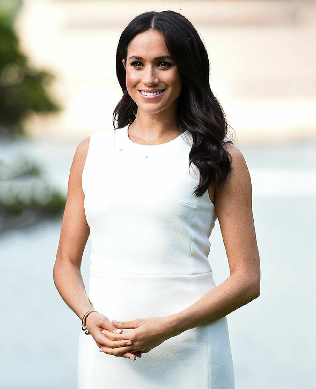 Meghan bar Dianas armband under besöket i Sydney. Meghan Markle guldarmband