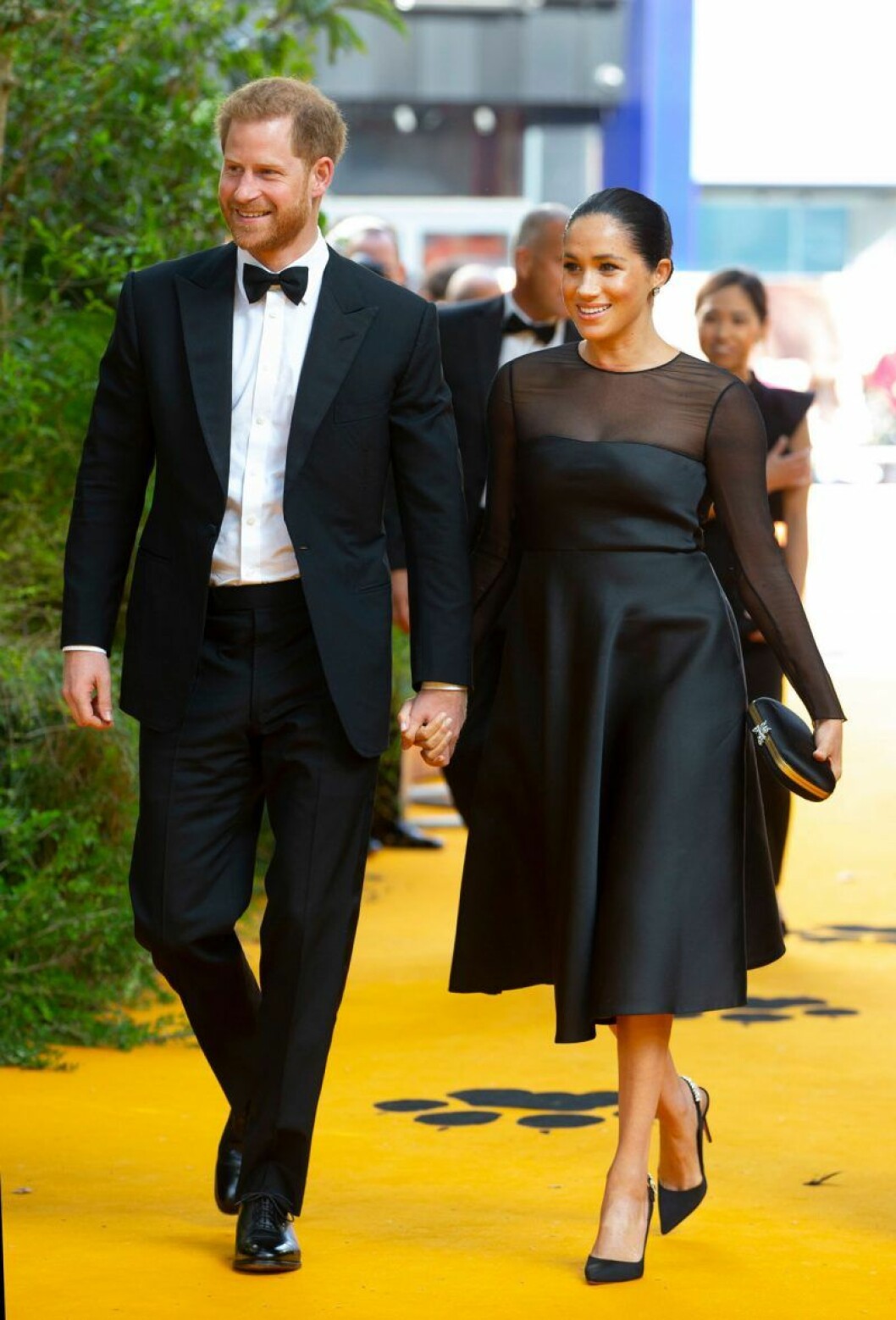 Meghan och Harry på premiären av <em>Lejonkungen</em>, där paret bland annat träffade Beyoncé. Meghan och prins Harry klädda i svart
