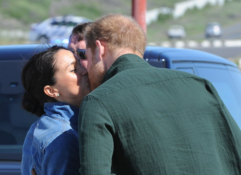 Meghan och Harry tycker om varandra, och är inte rädda för att visa det.