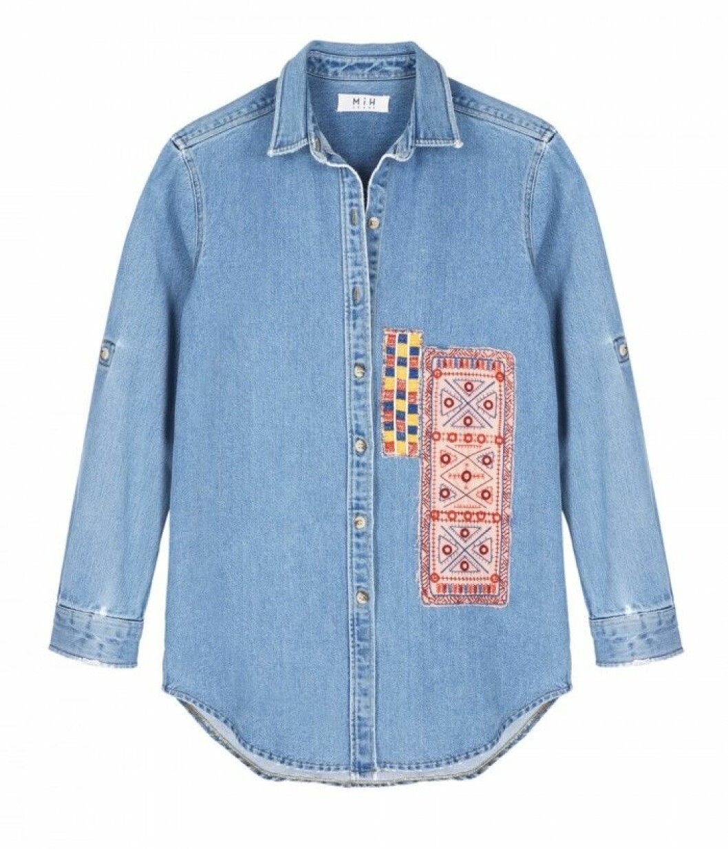Jeansskjorta med handbroderade mönster, ca 3 700 kr, <a href="http://www.mih-jeans.com/home/" target="_blank">Mih Jeans</a>. Jeansskjorta med handbroderade mönster