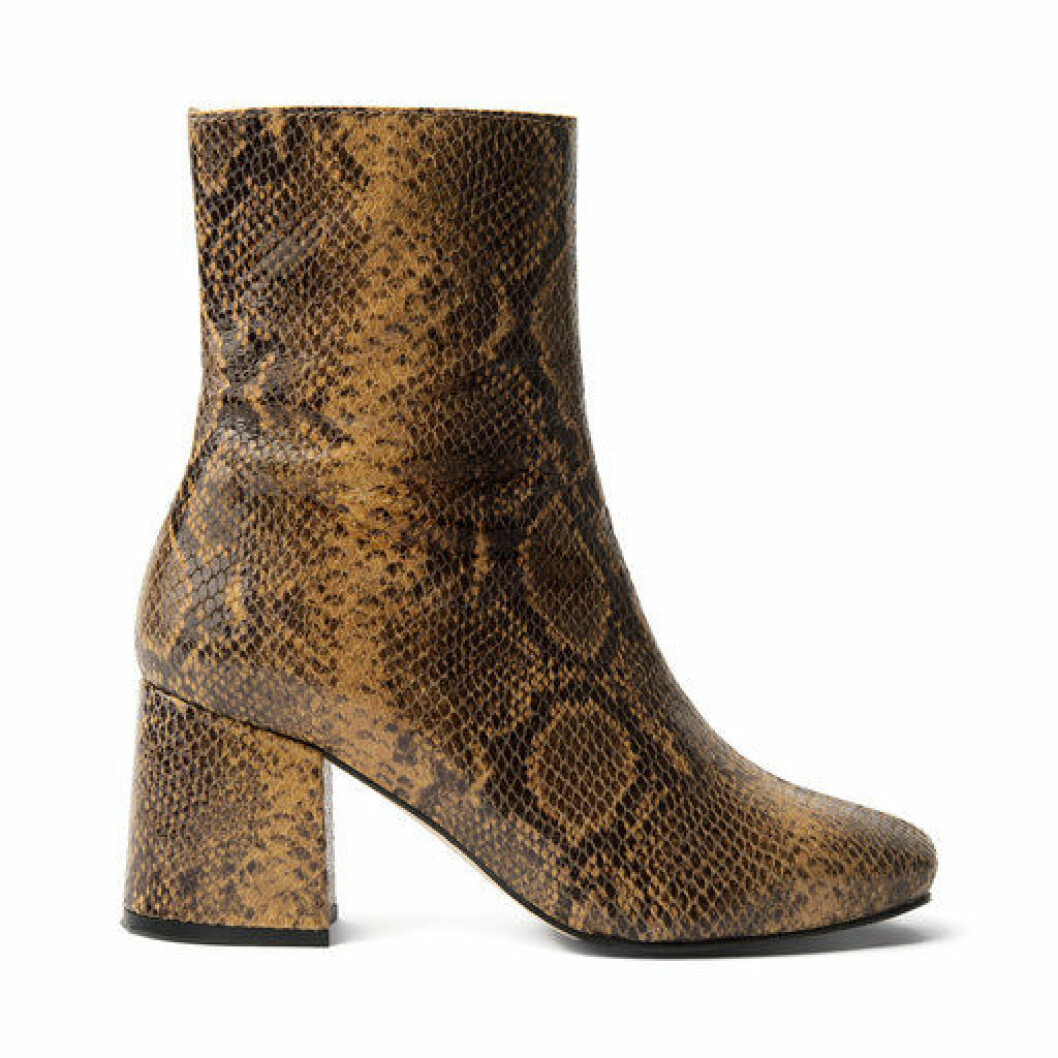 Åhlens x minimarket snake boots