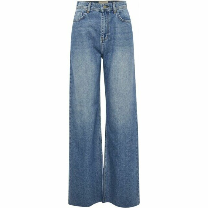 Ljusblå jeans med hög midja och utställda ben. Jeans från Minus.