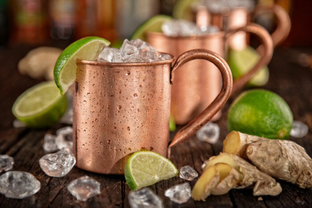 Drinken Mosow Mule med vodka och Ginger ale