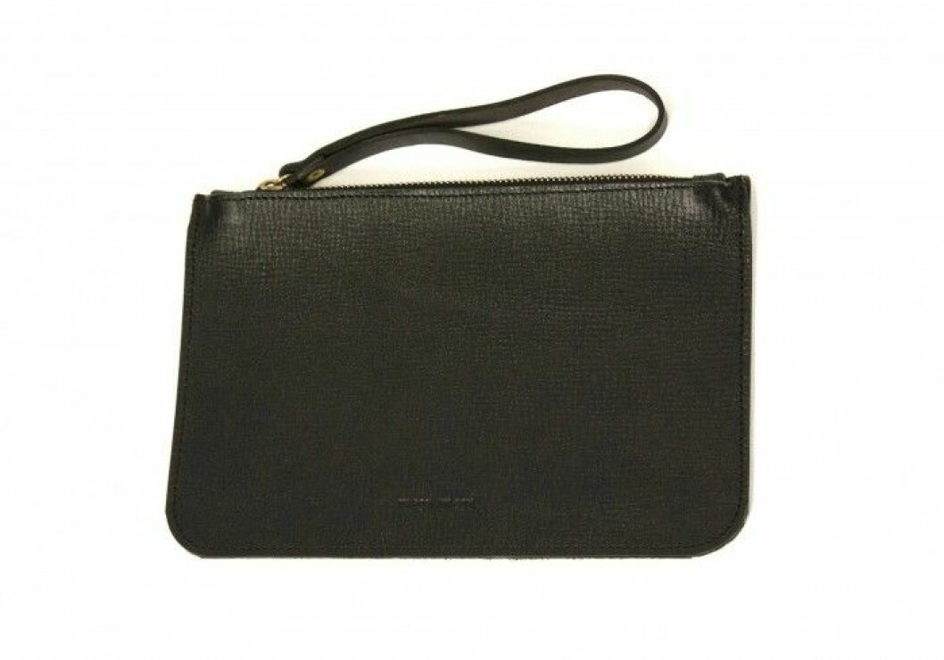 <a href="http://moyimoyi.tictail.com/product/zaria-clutch" target="_blank">Kuvertväska</a> i skinn, 595 kr, Moyi Moyi. Kuvertväska i skinn