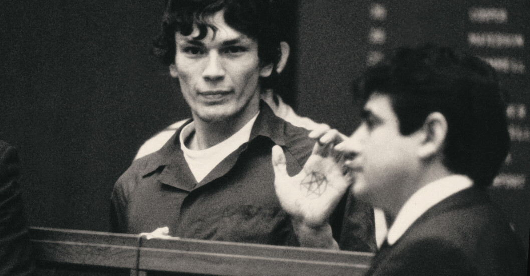 Richard Ramirez (The Night Stalker) in episode 4 “Manhunt” of Night Stalker: The Hunt for a Serial Killer. Cr. NETFLIX © 2021