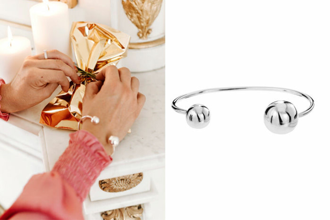 <a href="https://www.hallbergsguld.se/article/armring_i_akta_silver_20093664" target="_blank" rel="noopener">Armring</a> i äkta silver, 895 kronor. Hallbergs Guld