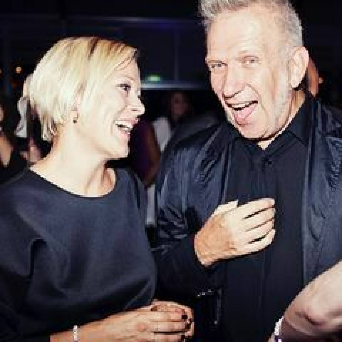 Nina Starck med en av världens främsta modeskapare, Jean-Paul Gaultier
