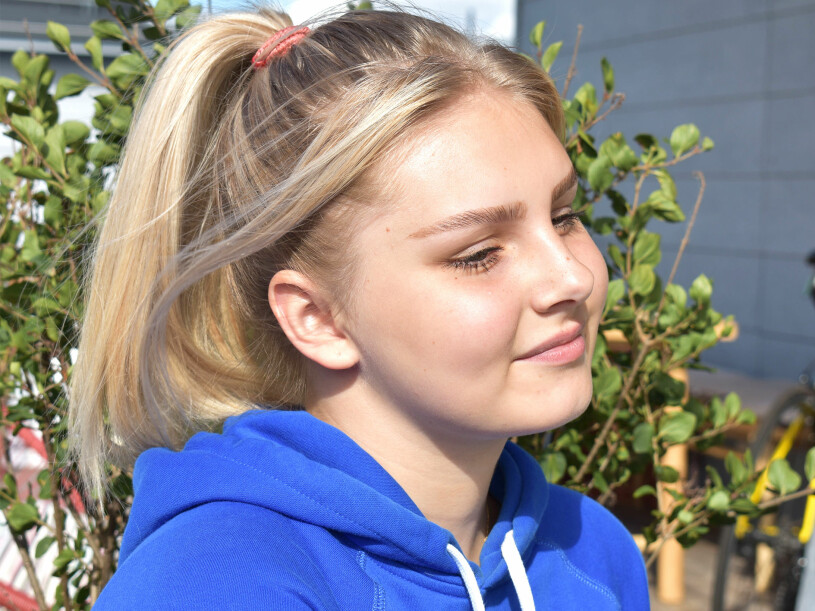 Nora blev utfryst och mobbad under hela låg- och mellanstadiet.