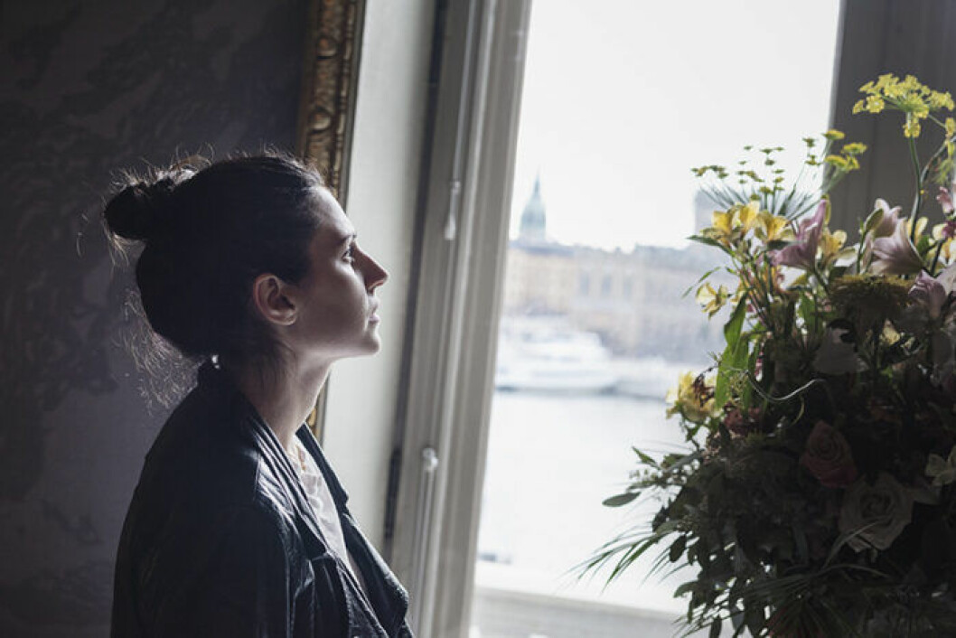 Nour lider av en kronisk depression och äter anti-depressiv medicin. Nour el refai