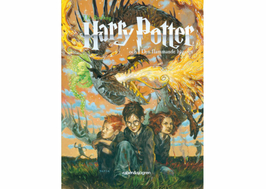 Omslag Harry Potter och den flammande bägaren av J K Rowling (Raben & Sjögren) Magiska äventyr i