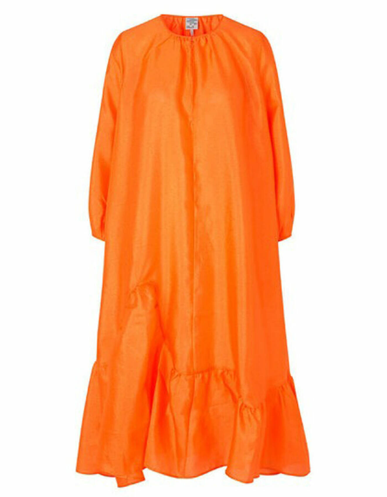 orange klänning från Baum und Pferdgarten SS22
