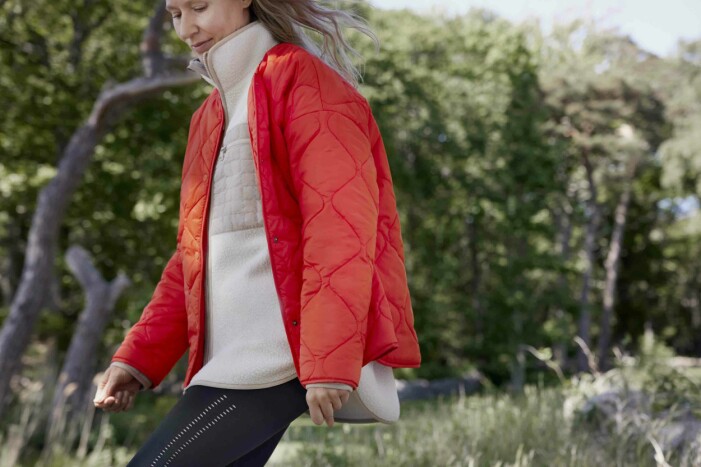Quiltad jacka i Lindex kollektion Into Nature.