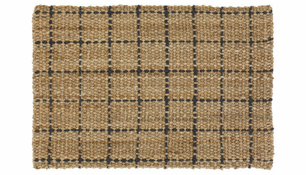 dörrmatta i jute med svarta detaljer