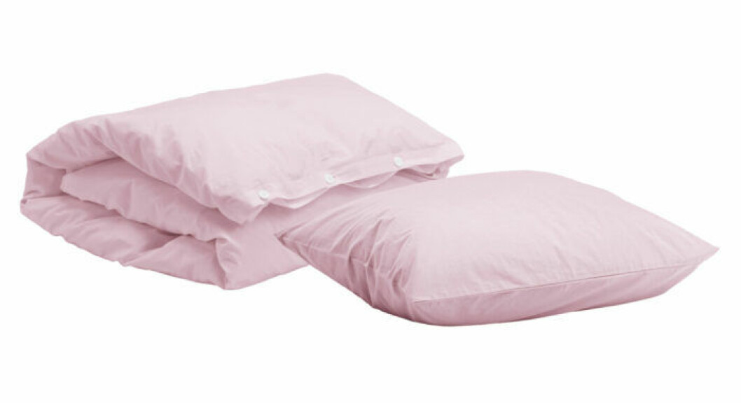 Rosa bäddset från Tekla
