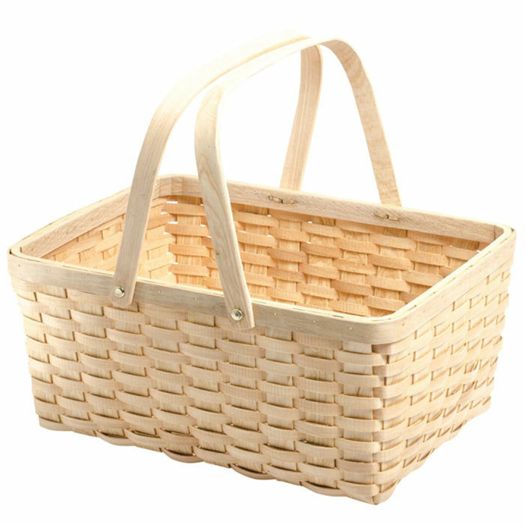 Flätad picknickkorg