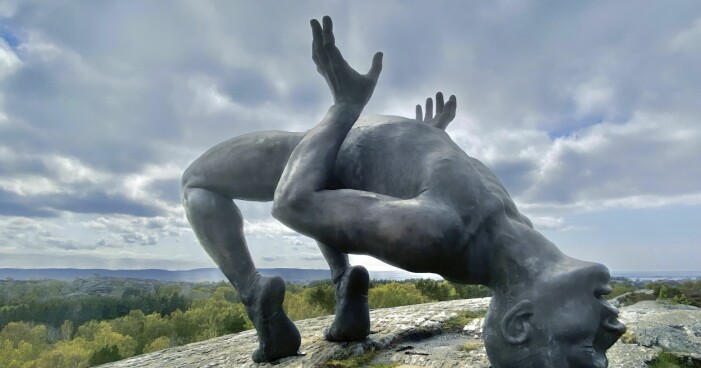 Giant of Salt av Coderch & Malavia. Pilane på Tjörn