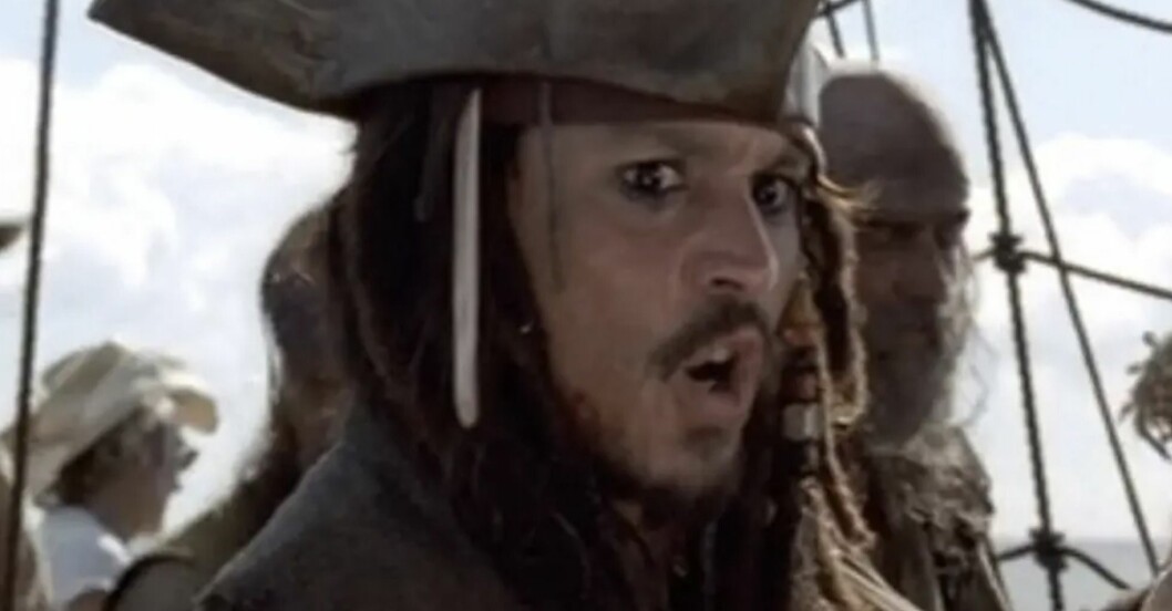 johnny depp och kille i vit hatt