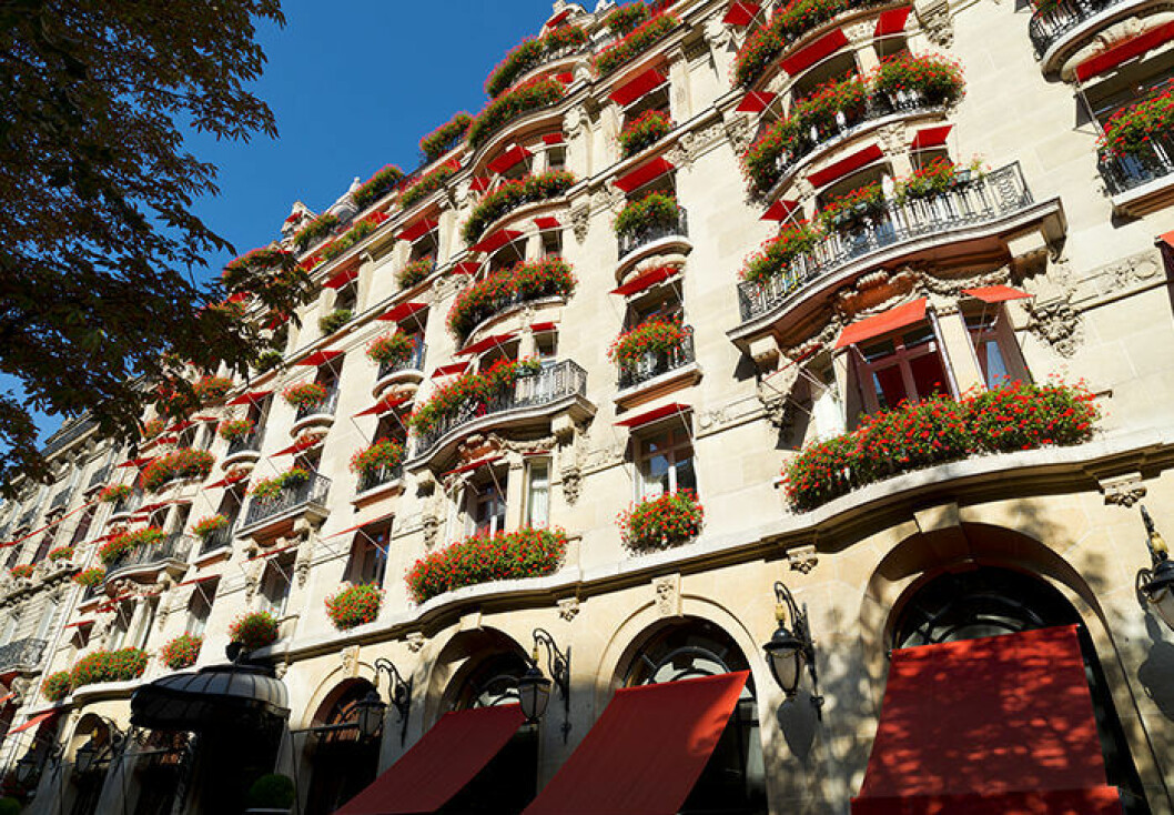 Foto: Hôtel Plaza Athénée Hôtel Plaza Athénée är ett välkänt hotell i Paris