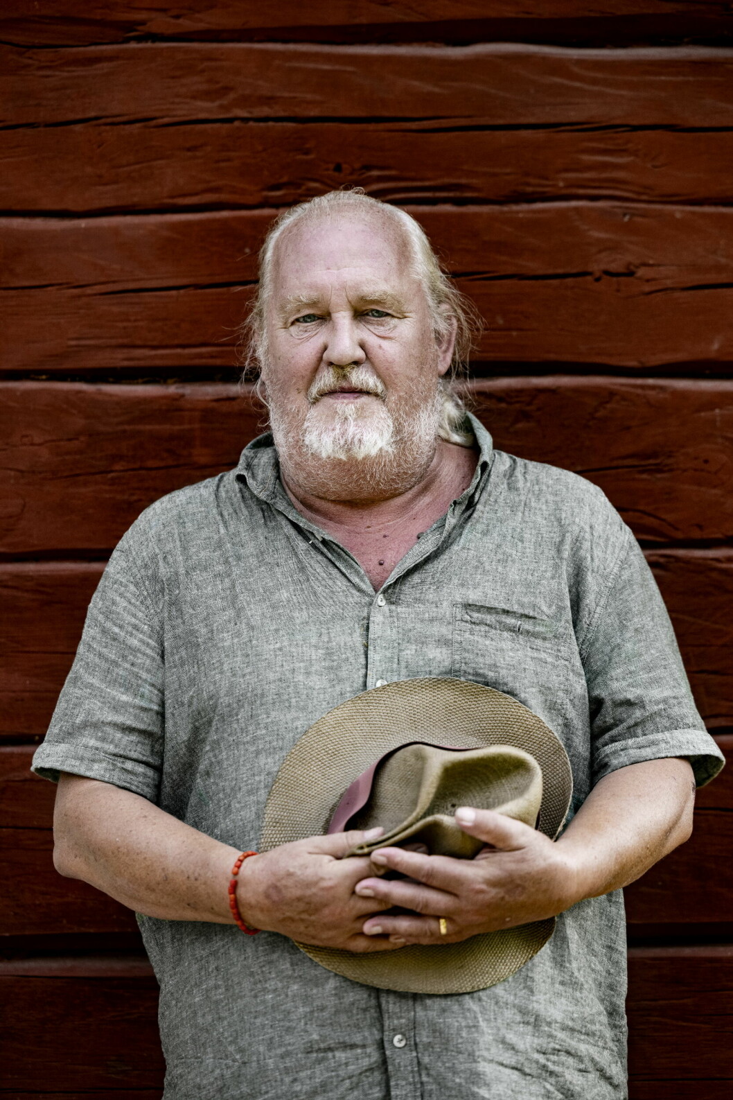 ”När jag höll på som värst med kokain så använde jag det hela tiden, varje dag. På dagarna, kvällarna och nätterna. Man kommer hem 7 på morgonen och sen vaknar man väl kanske vid 13-14. Så börjar man dricka lite vin och sen satte man i gång och snortade”, har Plura berättat. plura jonsson