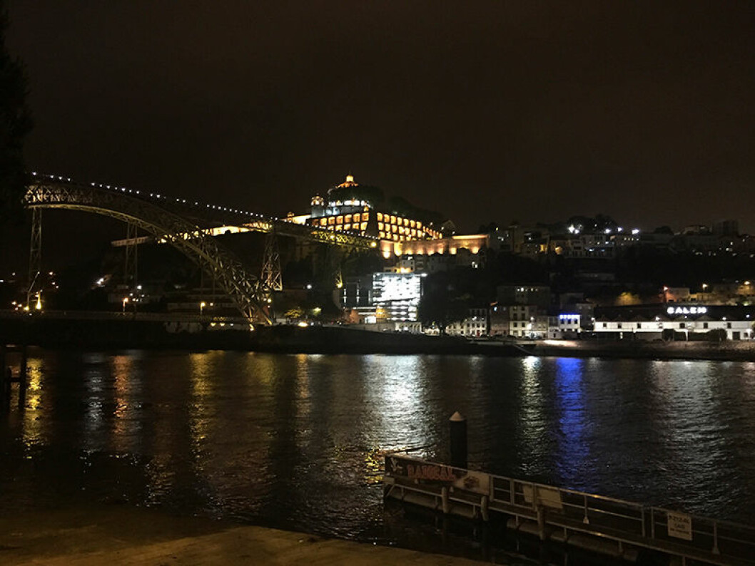 Porto by night. porto