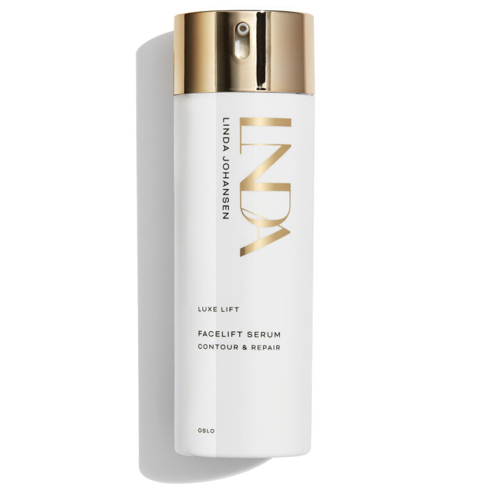 Izabella är idag ambassadör för hudvårdsmärket Lnda. Luxe Lift Face Lift Serum från märket Lnda.