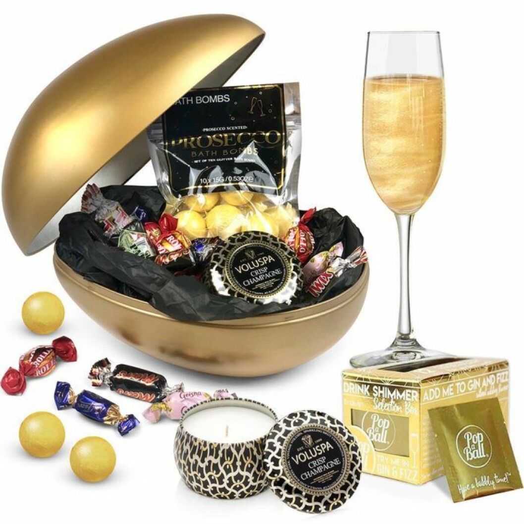 Påskägg med proseccotema.