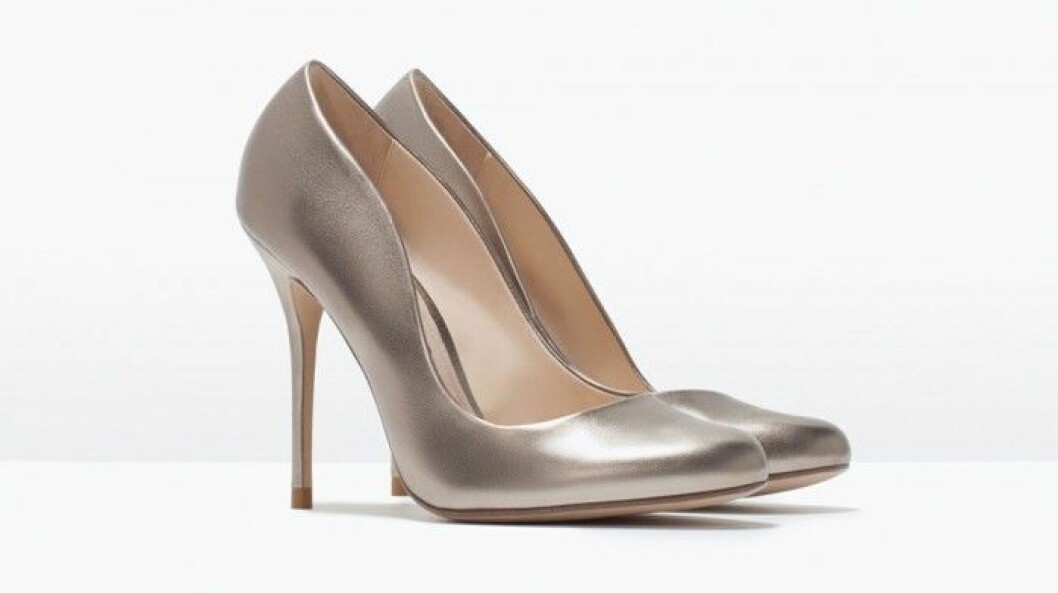 Högklackade pumps