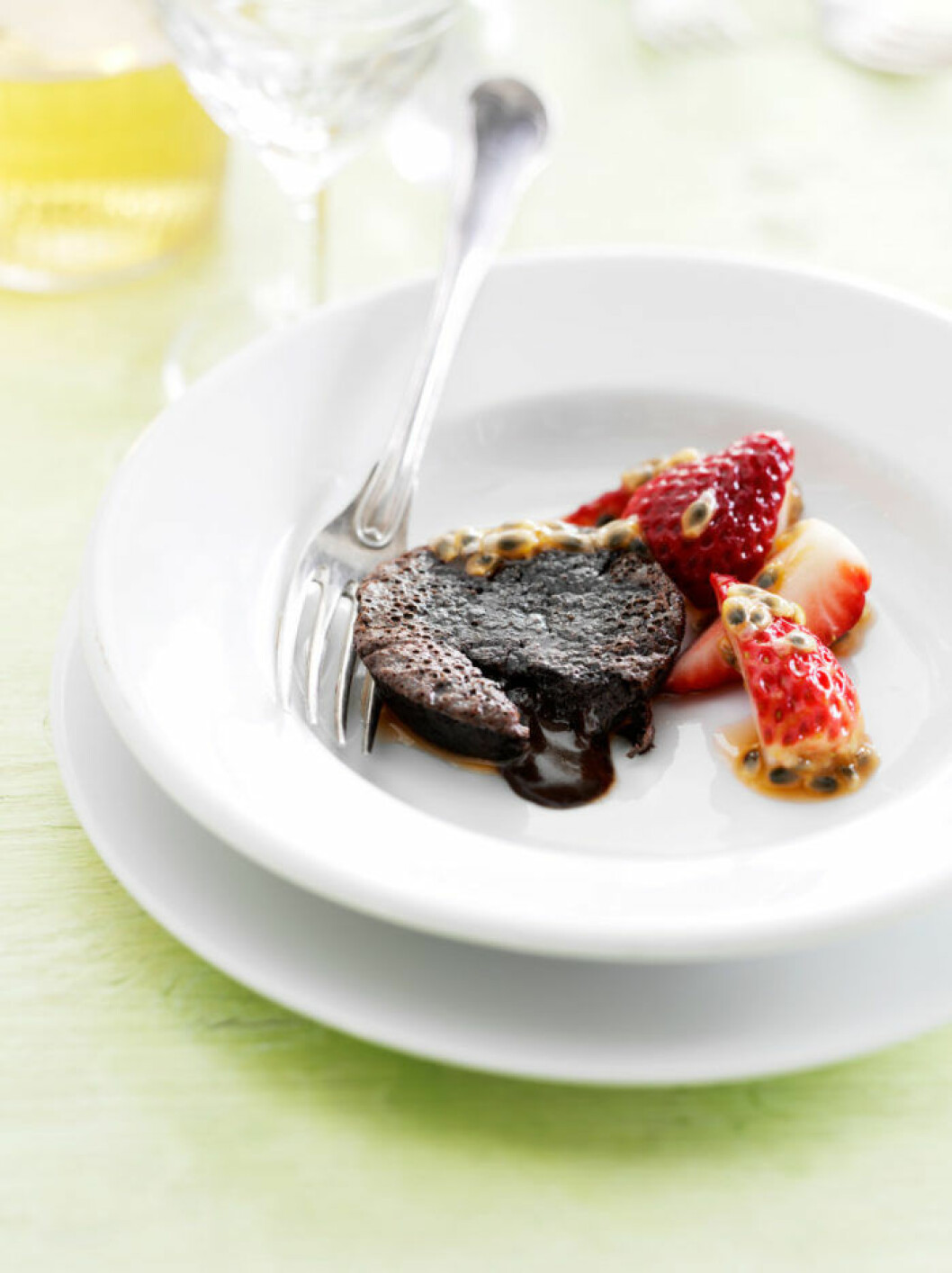 Vilken symfoni! chokladfondant med passionerade jordgubbar