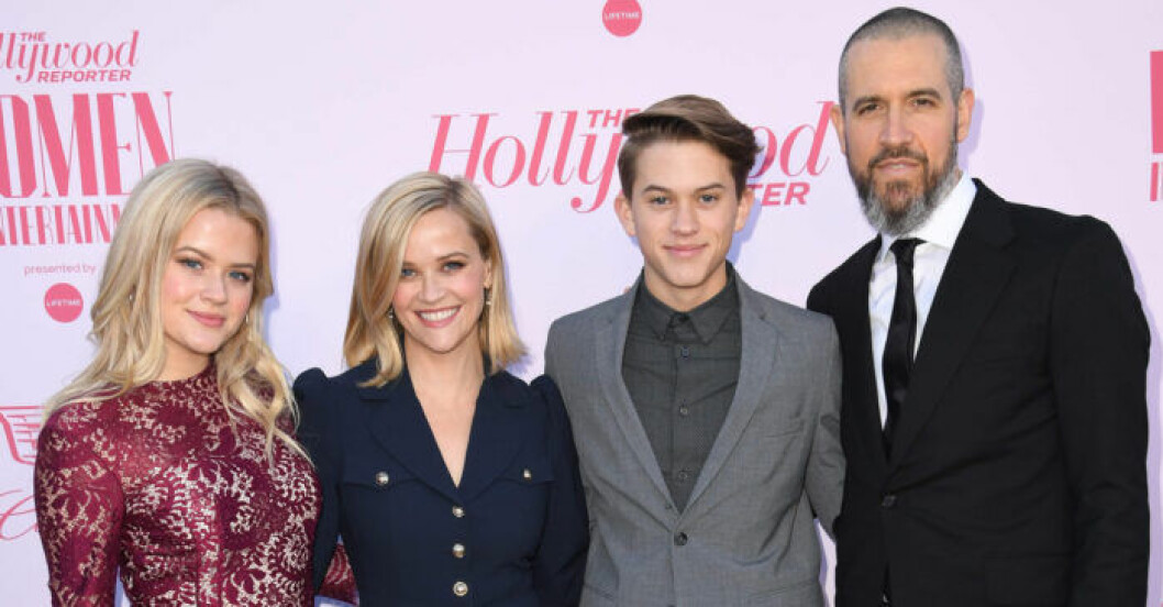 Reese Witherspoon, Jim och hennes barn Ava och Deacon. Reese Witherspoon med familj
