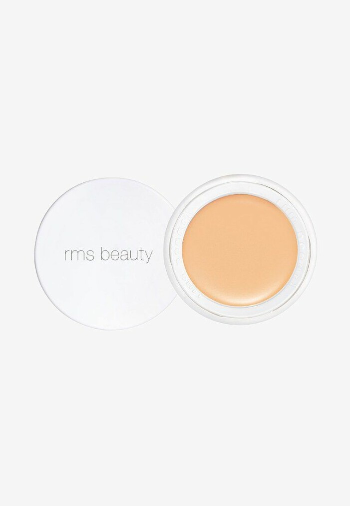 hudvårdande concealer och foundation i en liten burk
